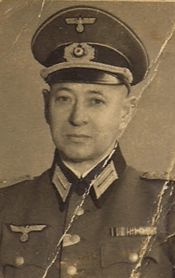 Dr. Fritz Traxel
